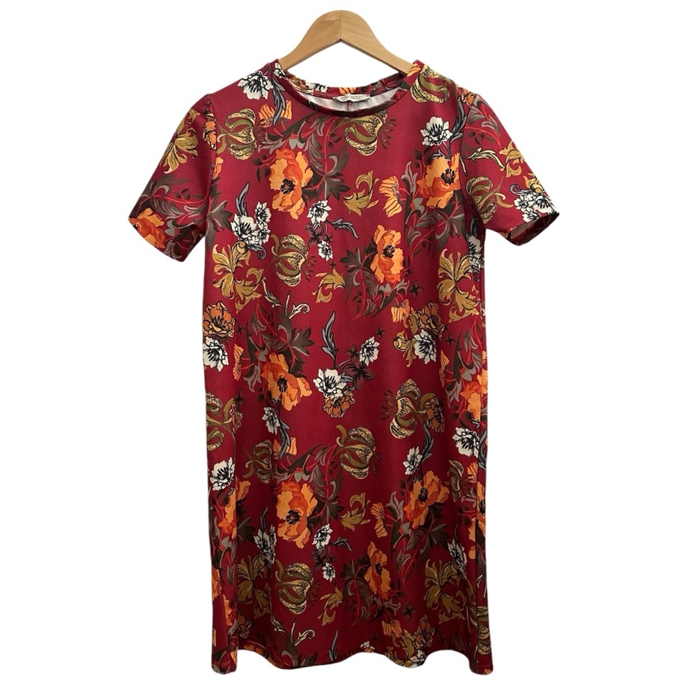 Zara Trafaluc Shift Floral T-Shirt Dress